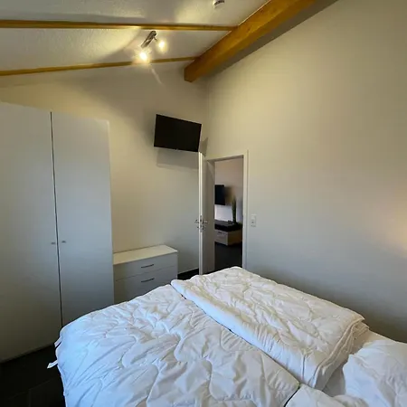 G12 In Eckwarderhoerne Mit Gartenhaus By Interhome Feriehus *