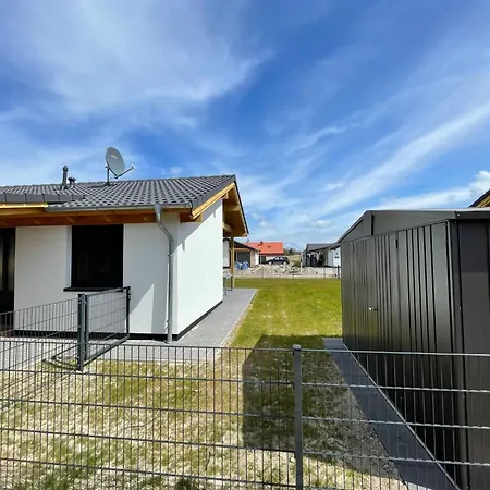 G12 In Eckwarderhoerne Mit Gartenhaus By Interhome
