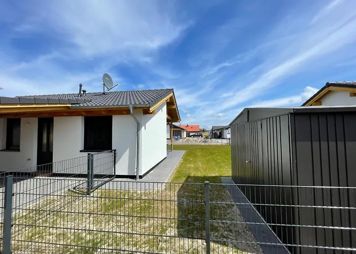 G12 In Eckwarderhoerne Mit Gartenhaus By Interhome